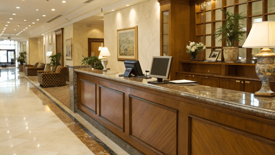 Kryzys w branży hotelarskiej – czy restrukturyzacja to nieunikniony los condohoteli? 