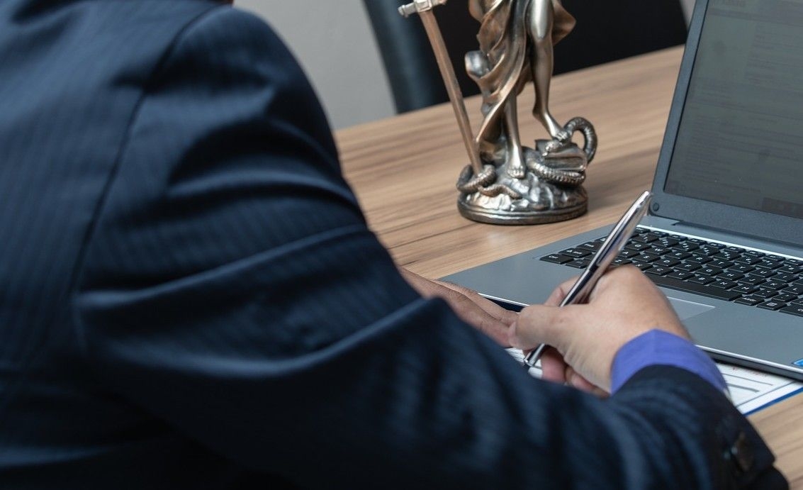 Przekształcenie spółki z o.o. w inną — jak to zrobić i czy jest to możliwe?